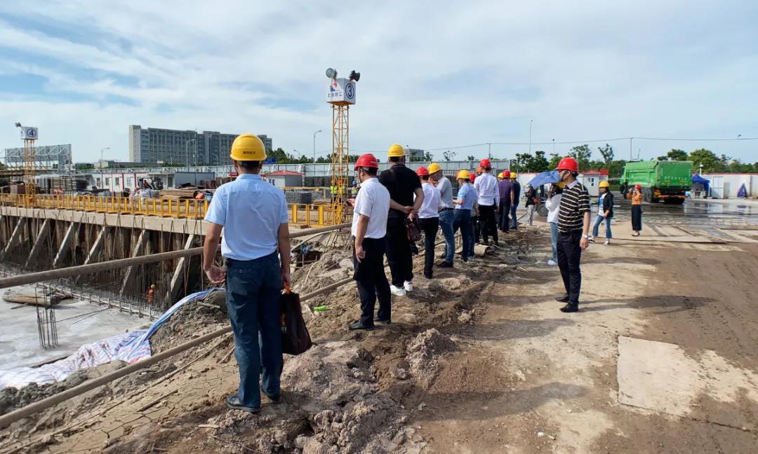 城地建设集团召开临港自贸区斜桩项目观摩交流会